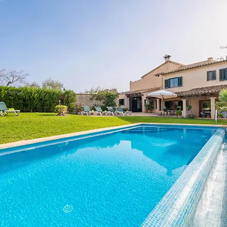 Reynes Villa *